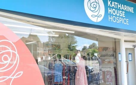 Hospice launches new shop in Banbury